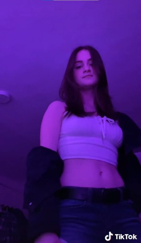 Nellie Rose Nacktbilder OnlyFans geleakt