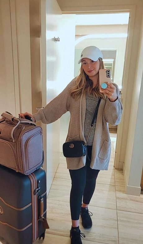 Bones Dont Lie Nacktbilder von OnlyFans geleakt