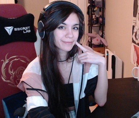 MaryMaybe OnlyFans Leak