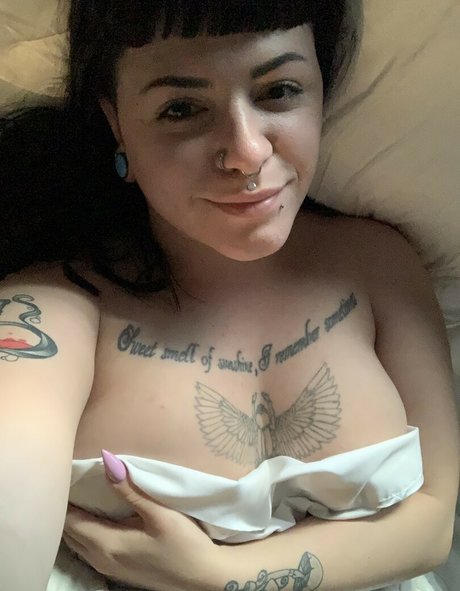 BettiesPaige OnlyFans Nacktbilder geleakt