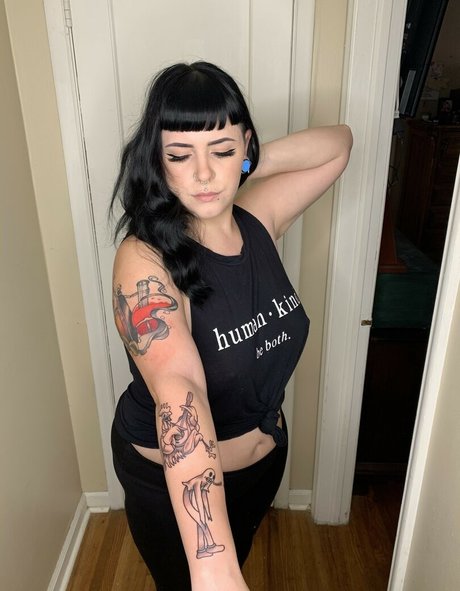 BettiesPaige Bilder OnlyFans