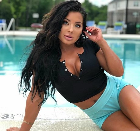 Leah Jaymes Leaked OnlyFans Fotos