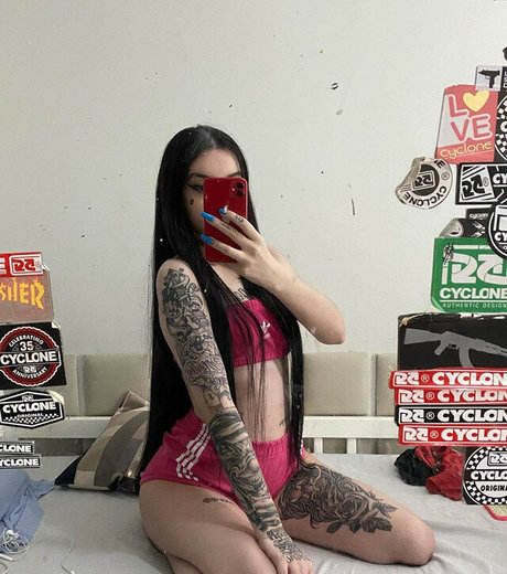 Clarapixys OnlyFans Nacktbilder