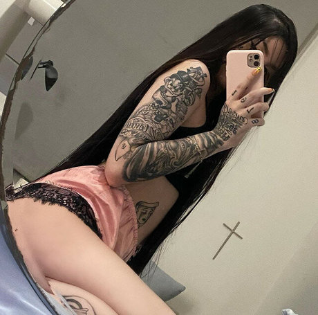 Clarapixys Nacktbilder von OnlyFans