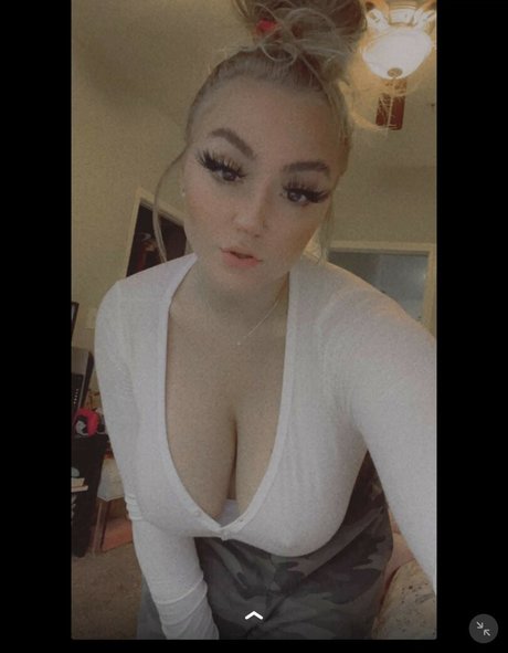 Maggielifts Oben ohne OnlyFans