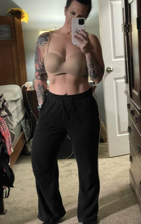 Holy Elle OnlyFans Brüste Bild