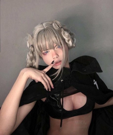 mikaccr OnlyFans-Archiv