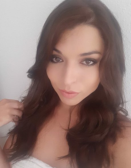 Vibes Victory OnlyFans nackte Brüste