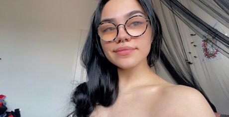 baby satine NurlyFans-Pornoleaks
