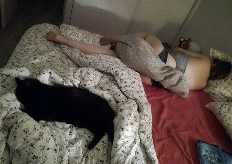 Carine Ribert Nackt auf OnlyFans