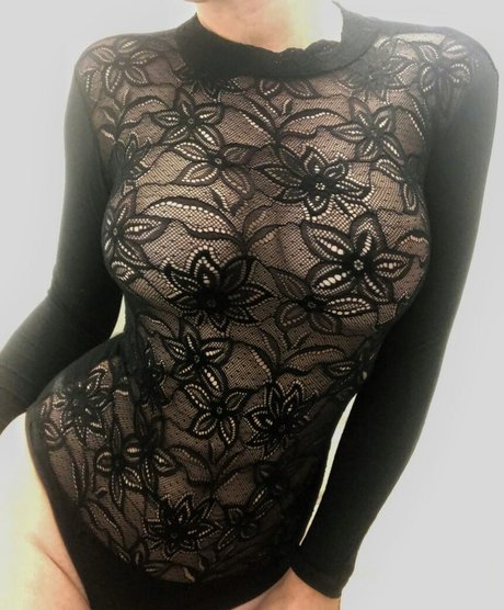 romanakollarova NurlyFans-Pornos