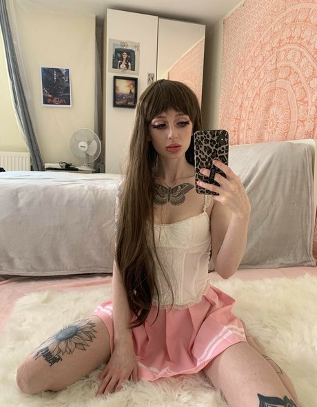 Shades of lavender Nacktbilder-Leaks von OnlyFans