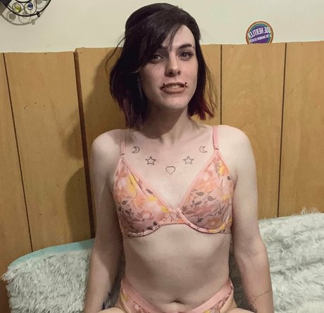 out there rowan OnlyFans Nacktbilder