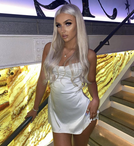 Meg Coldwell Leaked OnlyFans Bilder