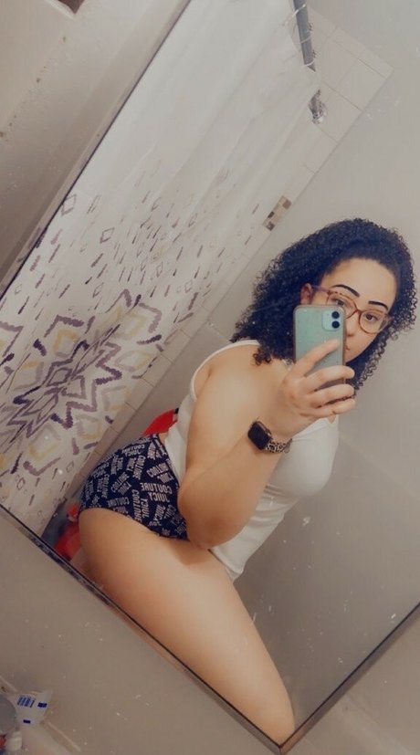 Justinee Starr Leaks OnlyFans