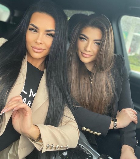 ilailonaa OnlyFans Brüste Bild