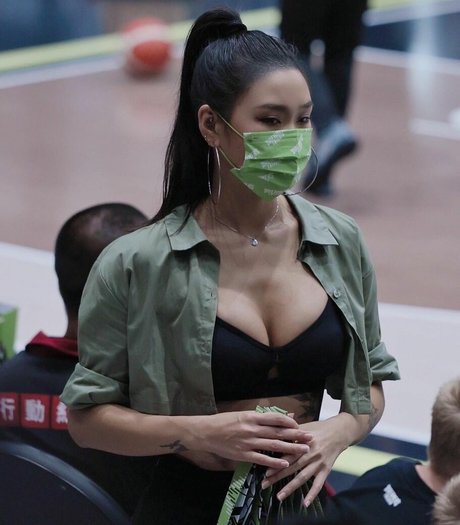 _lulumi_ Nackt auf OnlyFans