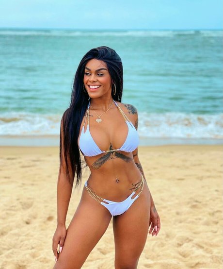 Lais Oliveira OnlyFans Striptease