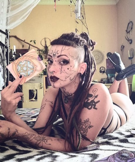 Bastet Beast Nacktbilder geleakt