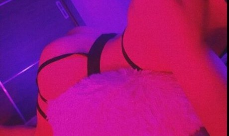 Sasha Moon Kostenlose OnlyFans-Inhalte