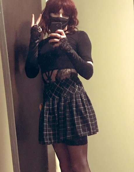 mysteriousbiguy OnlyFans Lesbisch