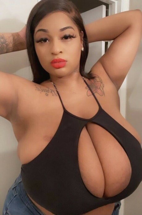 Itsnayhoee OnlyFans-Leak