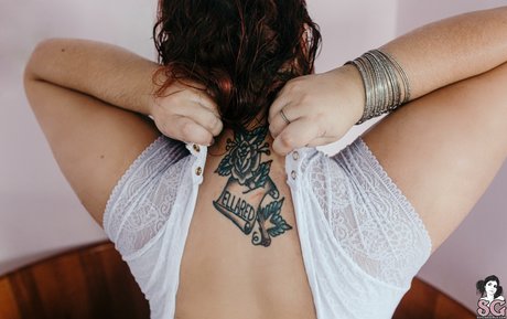 EllaRed Oben ohne OnlyFans