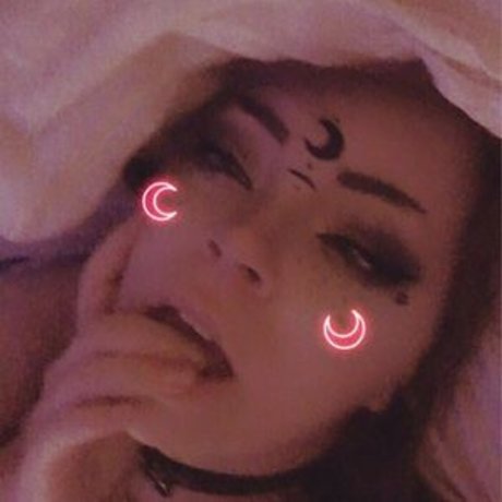 Aliendaddyo OnlyFans Nackt Content