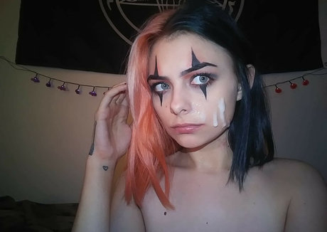 prettyparasite OnlyFans Strip