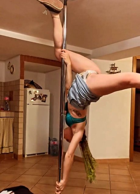 MidoriShake Nackt auf OnlyFans