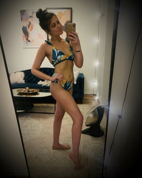 Keanu Thompson OnlyFans Nacktbilder geleakt