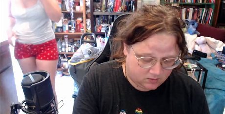 Avalon Zuercher Nacktbilder von OnlyFans