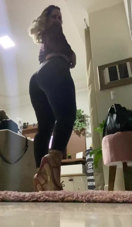 Dayane NurlyFans-Pornos