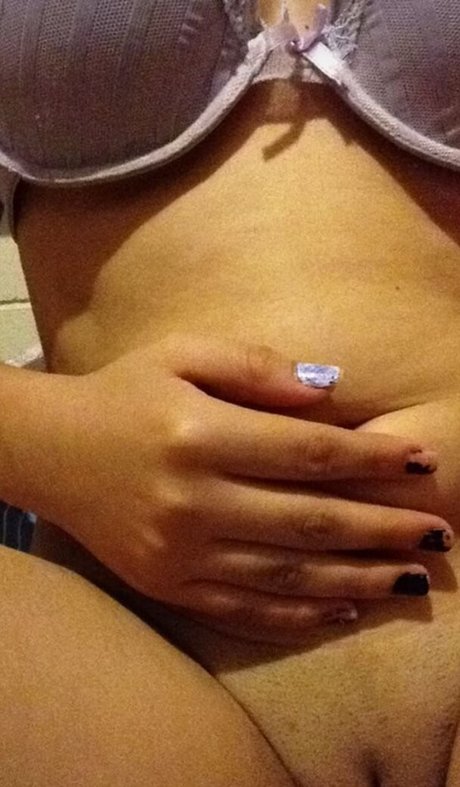 Nelly Salgado OnlyFans Bilder