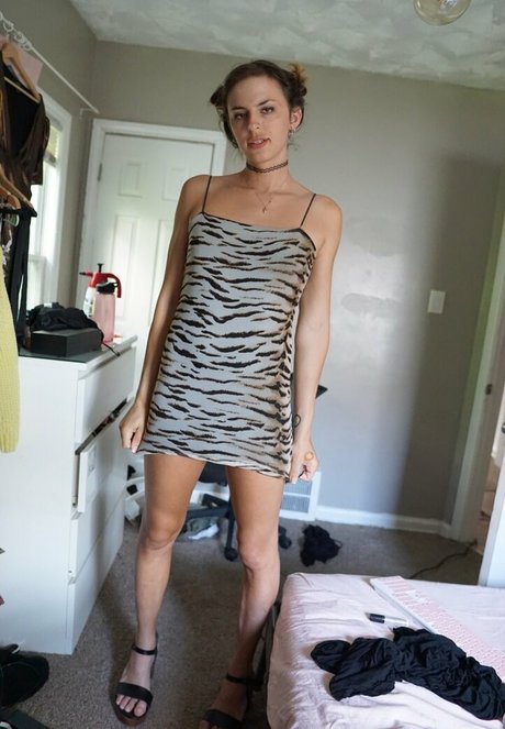 Sophie Lovely Leaked OnlyFans