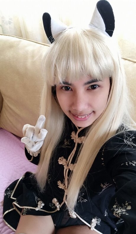 Fei Leng OnlyFans Brüste Bild