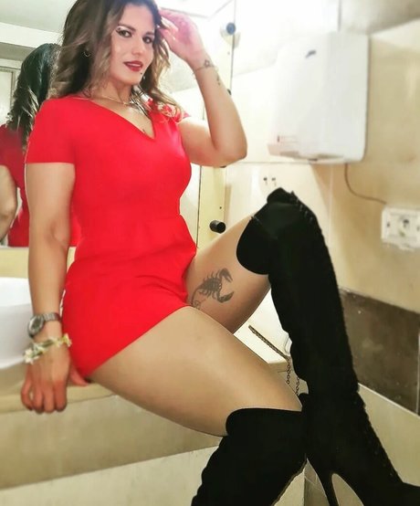 Aroua Dh OnlyFans kostenlos