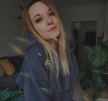 rainbowf0x OnlyFans-Creator