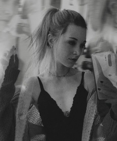 rainbowf0x Nackt auf OnlyFans