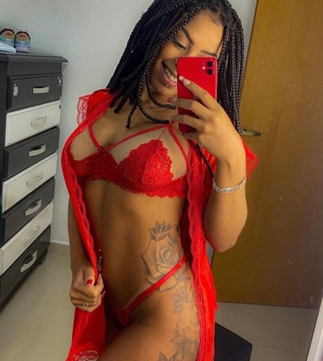 Vitoria Guarnieris OnlyFans Beiträge