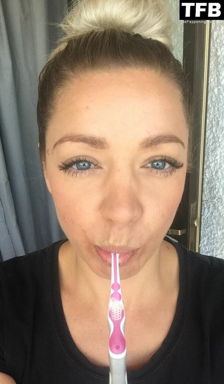 Claire Hutchings Nacktbilder OnlyFans Leaks