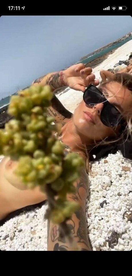 pani kotta OnlyFans Archiv