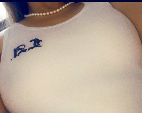 Missthi2 NurlyFans-Brüste