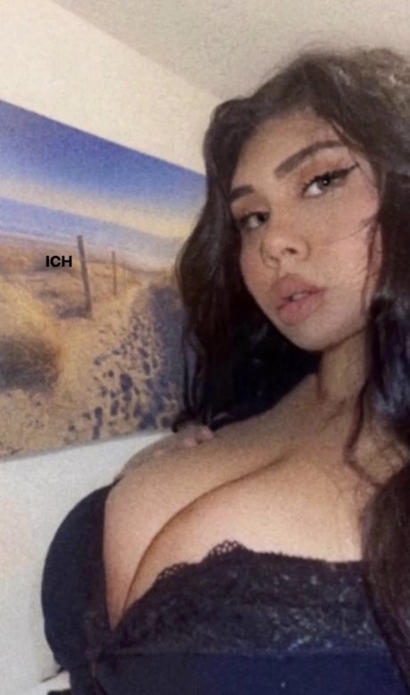 Celjanaaa Nackt auf OnlyFans