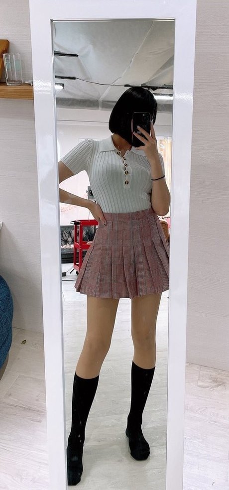 Madoka Natsume Model OnlyFans Foto