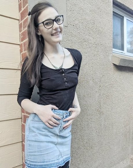 Chelsea Glitter OnlyFans Leak