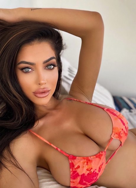 Kate Isobel OnlyFans Nacktbilder