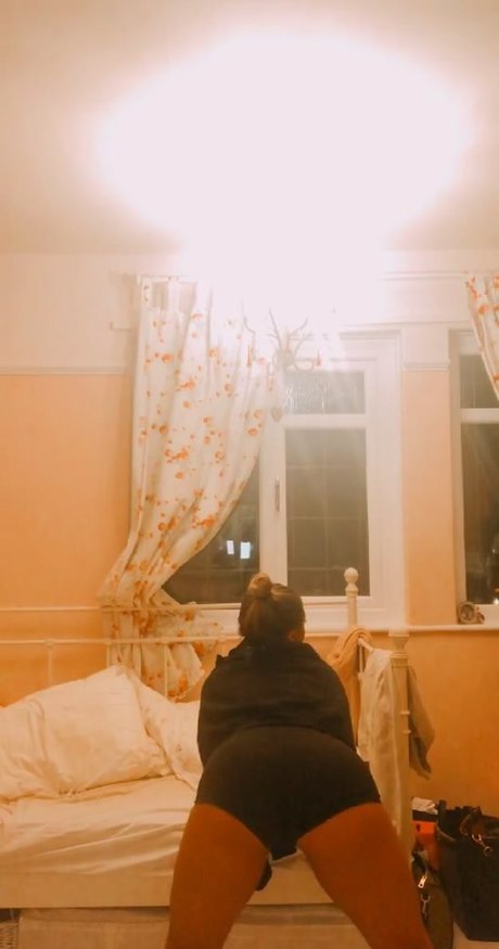 Kate Isobel Heiße OnlyFans Inhalte