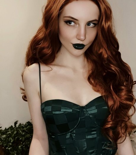 breadwitchery OnlyFans geleakt