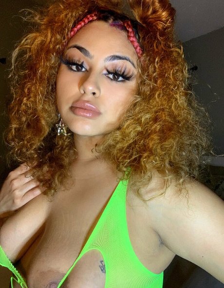 RosalbaNaomi Nackt geleakt OnlyFans